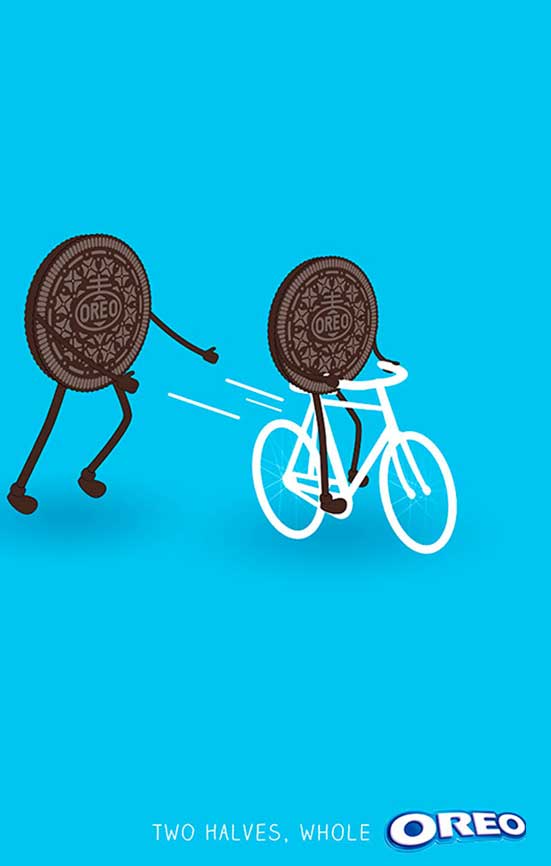 Cartel oreo, dos galletas en bicicleta