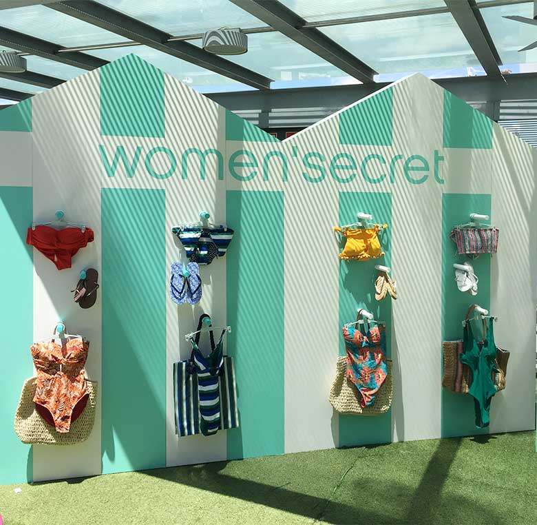 Evento Women Secret producion-mobiliario-exposición producto colección verano