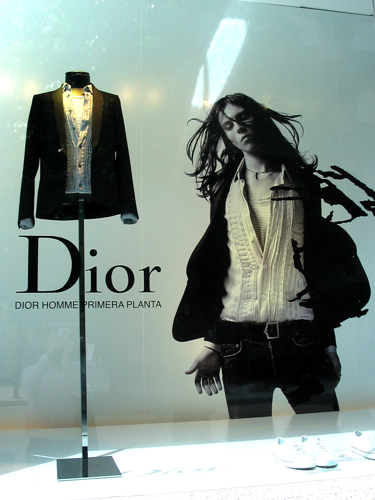 Dior-Homme-Escaparate-en-Puerto-Banus.jpg