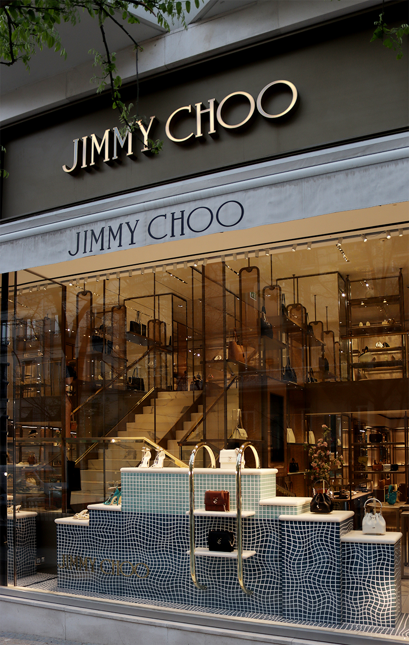 instore-clientes-jimmy-choo-produccion-escaparates-boutique-madrid.jpg