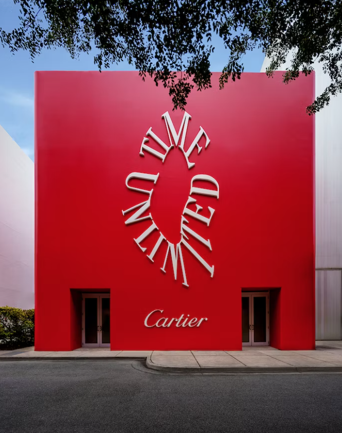 Interior Cartier "Time Unlimited" exhibition. Source: okdiario.com