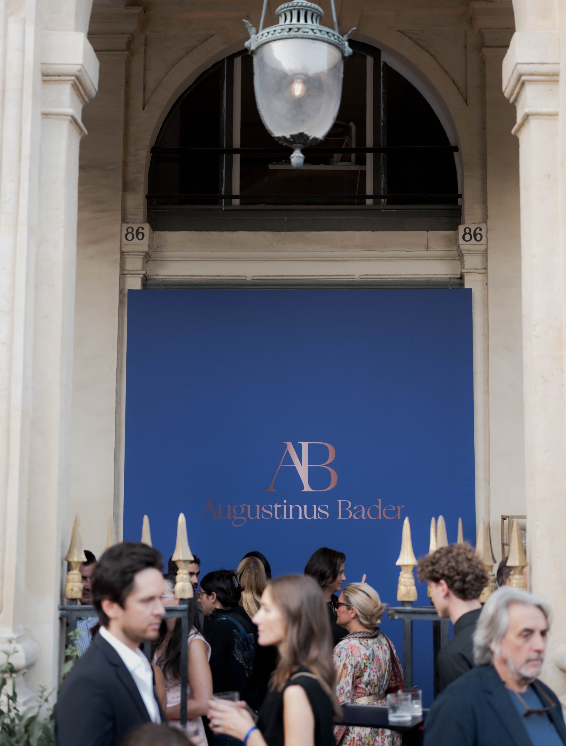 Augustinus Bader Paris. Pop up beauty.