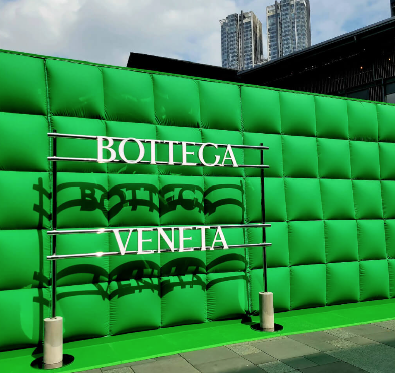 Pop up from Bottega Veneta, located in China.