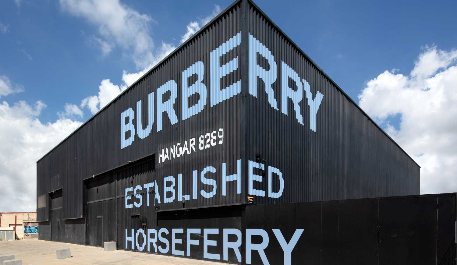 Production and installation for Burberry pop-up store in Ibiza.